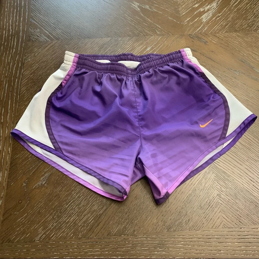 Nike Dri-FIT purple athletic running shorts Size M